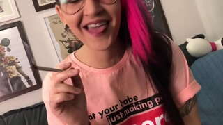 Stoner Girl - Mila Spook